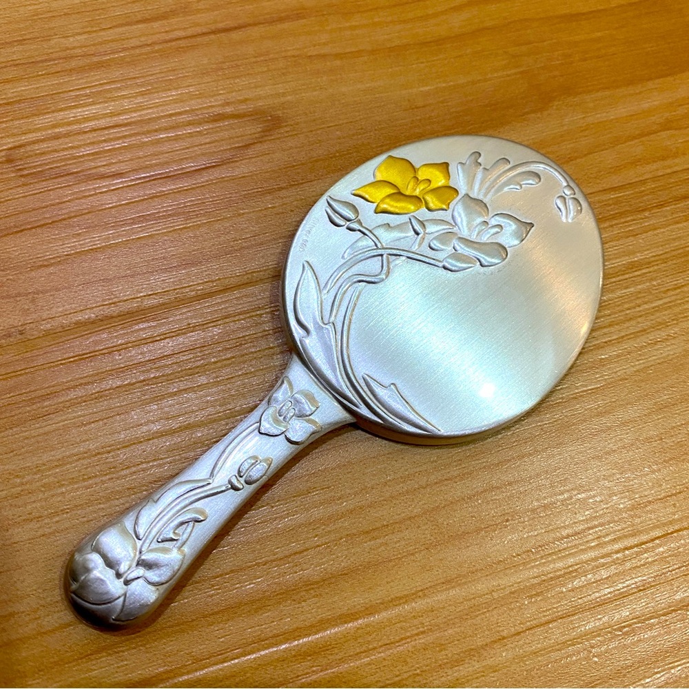 Vintage 95% sterling silver hand mirror with cover